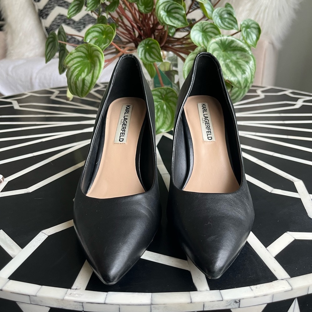 Karl Lagerfeld Paris Black Smooth Leather Kitten Heel Pumps - Picture 3 of 9